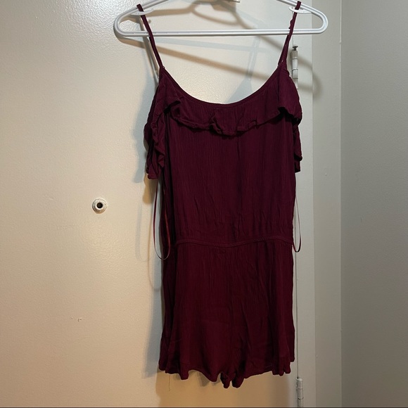 Cold Shoulder Romper / Playsuit - Picture 1 of 2